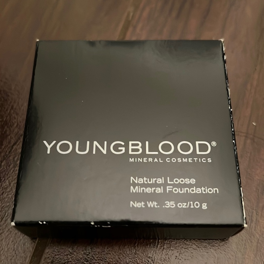 Youngblood Mineral Cosmetics Natural Loose Mineral Foundation - Hazelnut